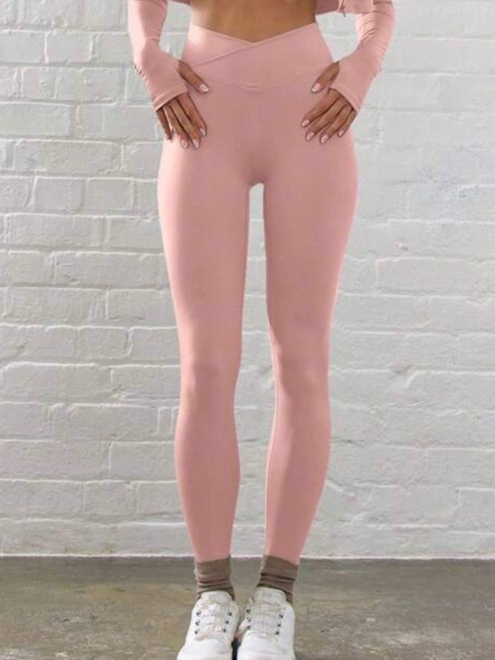 High-Waist V-Crossover Leggings in Dusty Pink